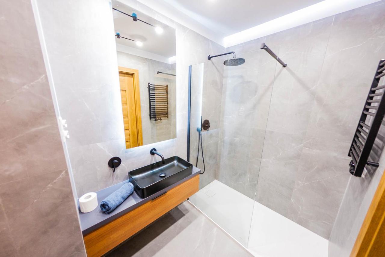 Euro Riverside Luxury Apartment 2 Gdansk Ngoại thất bức ảnh