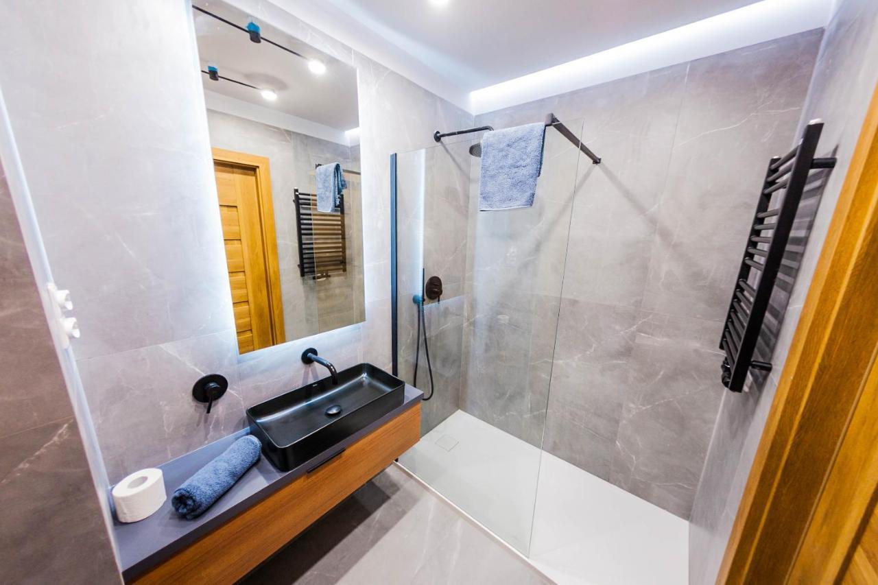 Euro Riverside Luxury Apartment 2 Gdansk Ngoại thất bức ảnh